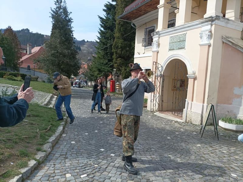 Surla Junilor s-a auzit din nou, ieri, la Brașov