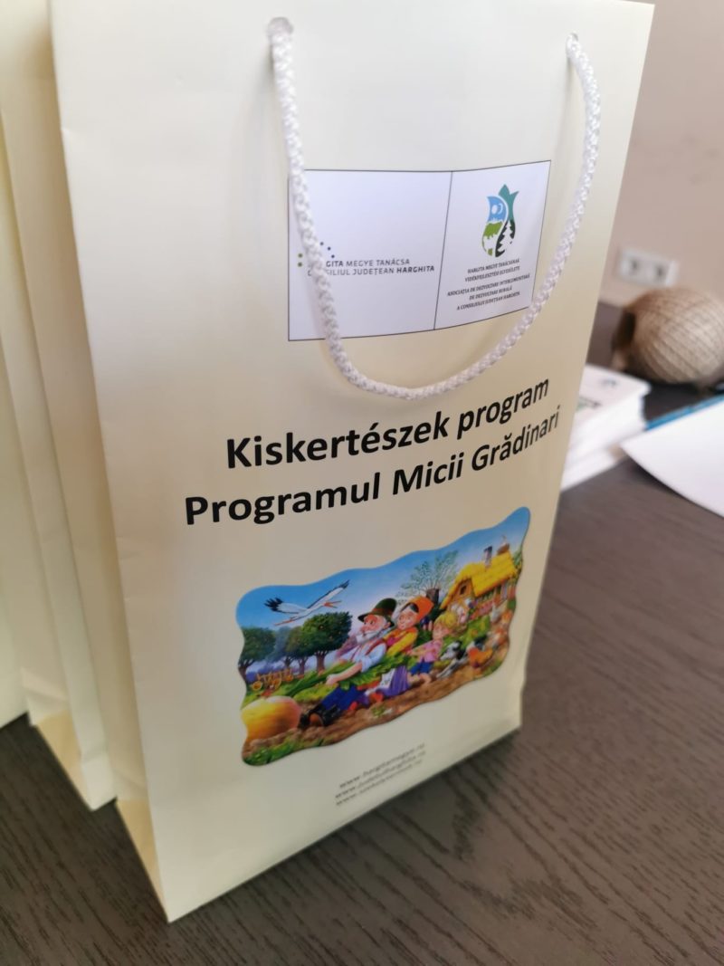 Harghita: Peste trei mii de elevi participă la programul ‘Micii grădinari’