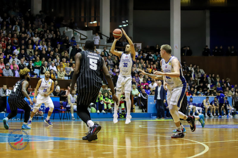 CSM Tg.Mureș începe play-out-ul la baschet