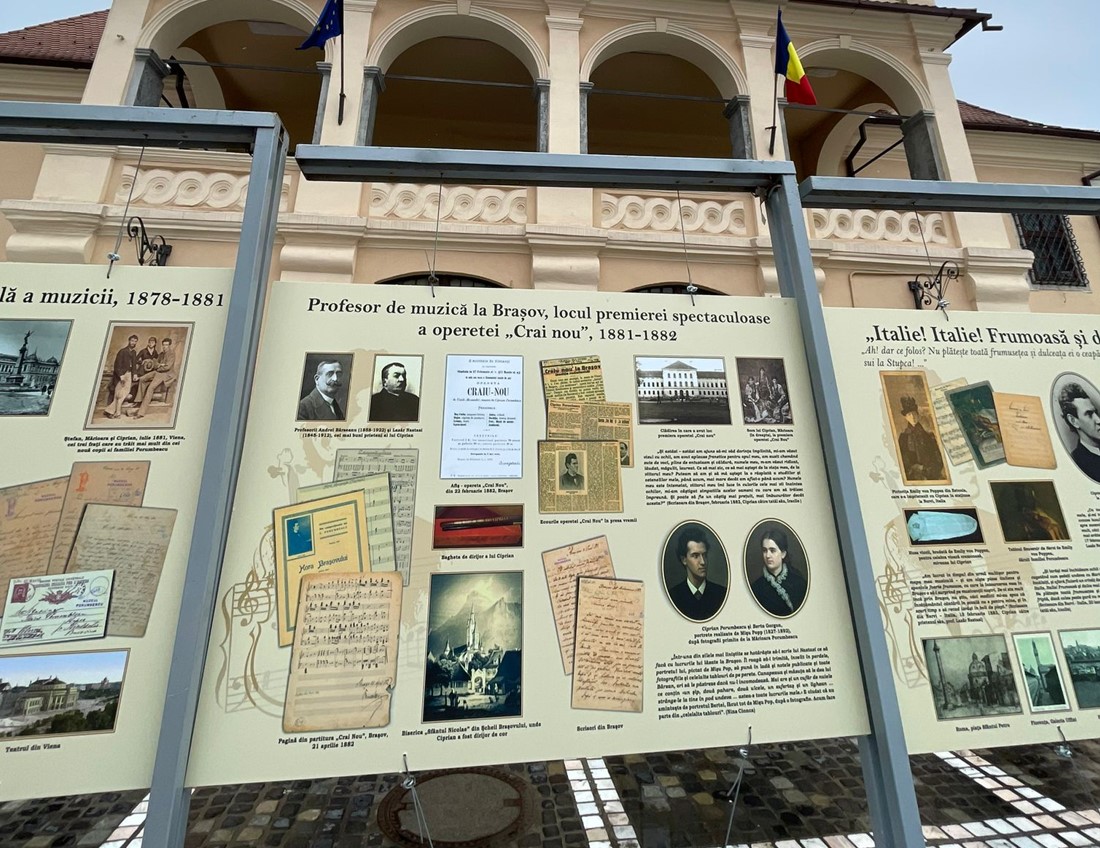Expoziţie dedicată lui Ciprian Porumbescu, în Piaţa Sfatului din Brașov Expoziţie dedicată lui Ciprian Porumbescu, în Piaţa Sfatului din Brașov