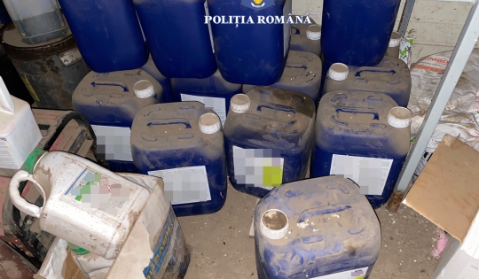 Peste un milion de kilograme de substanţe şi deşeuri periculoase, confiscate de autorități în toată țara