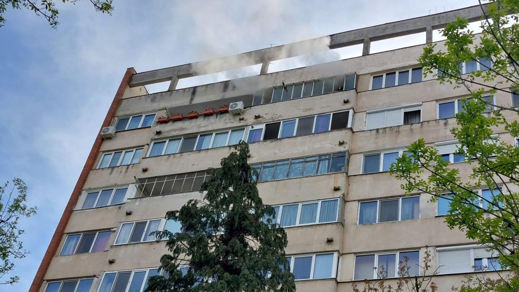Persoană carbonizată într-un incendiu dintr-un apartament din Tg.Mureș