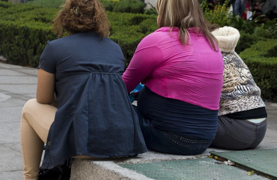 Unul din trei tineri din generaţia Z are exces ponderal – arată studiul realizat de Asociaţia Dieteticienilor din România