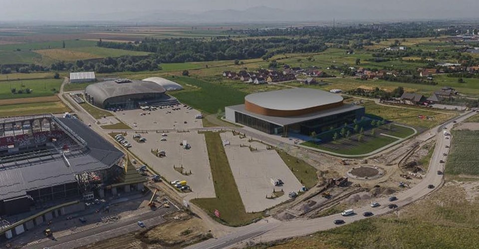Un patinoar artificial, care va include şi un centru de recuperare medicală, va fi construit la Sfântu Gheorghe