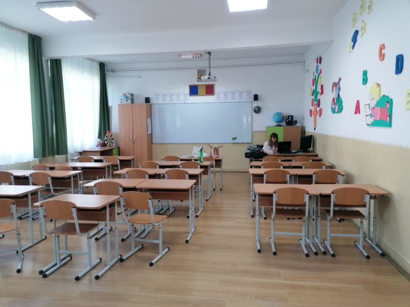 Profesorii vor continua protestul și săptămâna viitoare