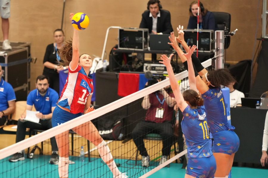 Voleibalistele tricolorele, învinse de Cehia