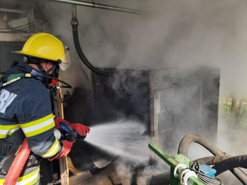 Incendiu într-un apartament din Tg.Mureș. O persoană transportată la spital