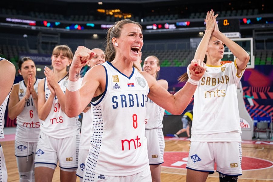 Încep sferturile „Europeanului” feminin de baschet
