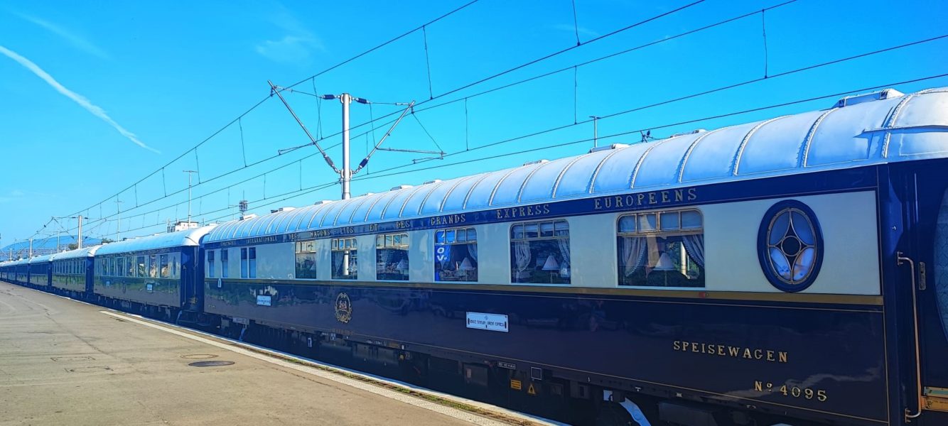 Trenul Orient Express, escală în Gara de Nord din Bucureşti