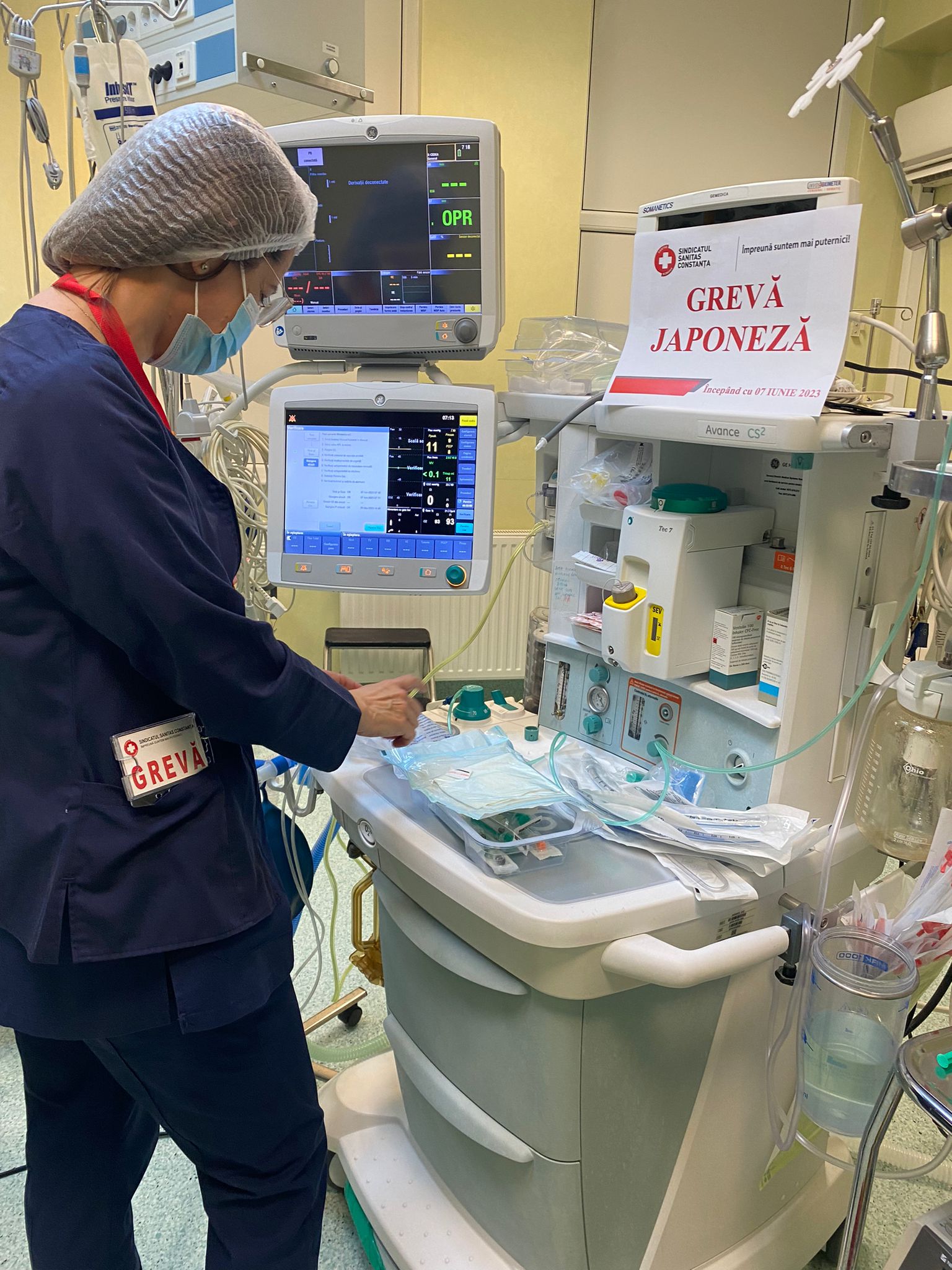 Angajaţii din sănătate au declanşat o grevă japoneză pe perioadă nedeterminată Angajaţii din sănătate au declanşat o grevă japoneză pe perioadă nedeterminată