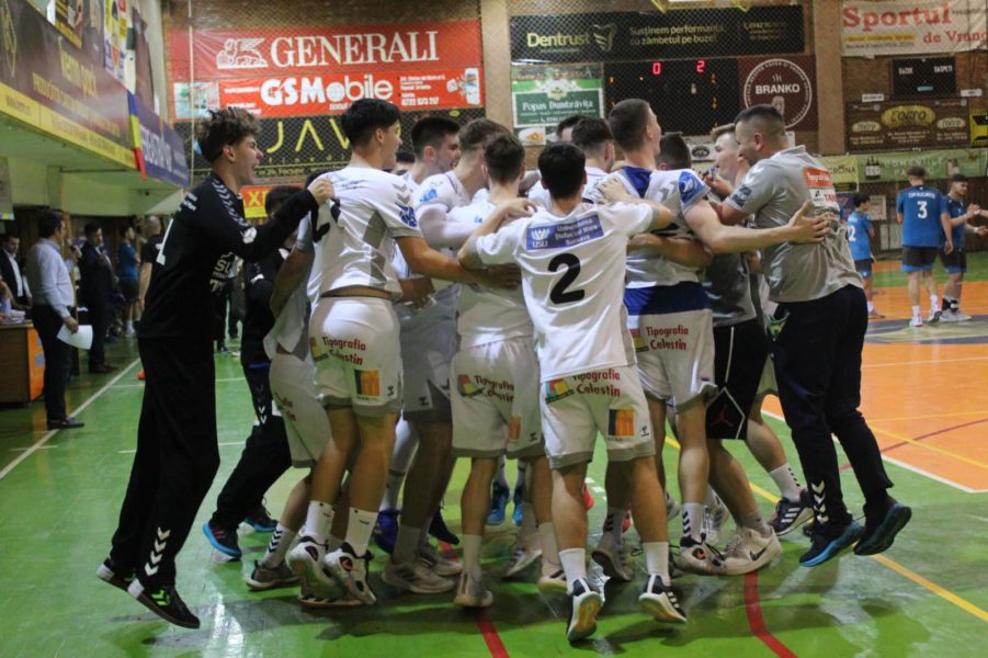 Sucevenii, campioni la handbal juniori 1
