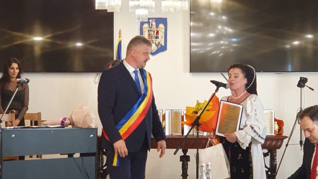 Festivitatea de decernare a titlurilor de „Cetățean de Onoare al Municipiului Târgu Mureș”