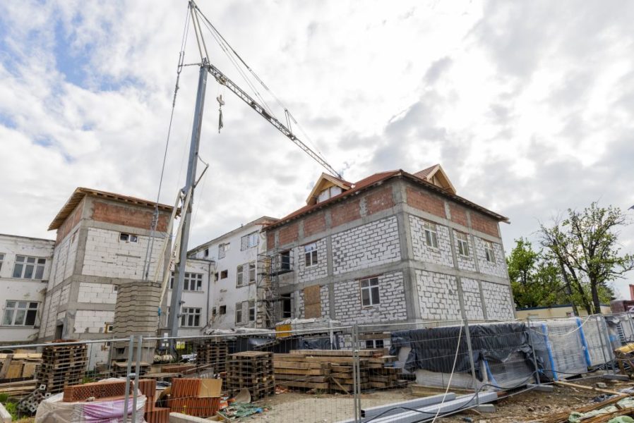 Stadiul lucrărilor la noul spital de pneumologie din Sfântu Gheorghe este peste grafic Stadiul lucrărilor la noul spital de pneumologie din Sfântu Gheorghe este peste grafic