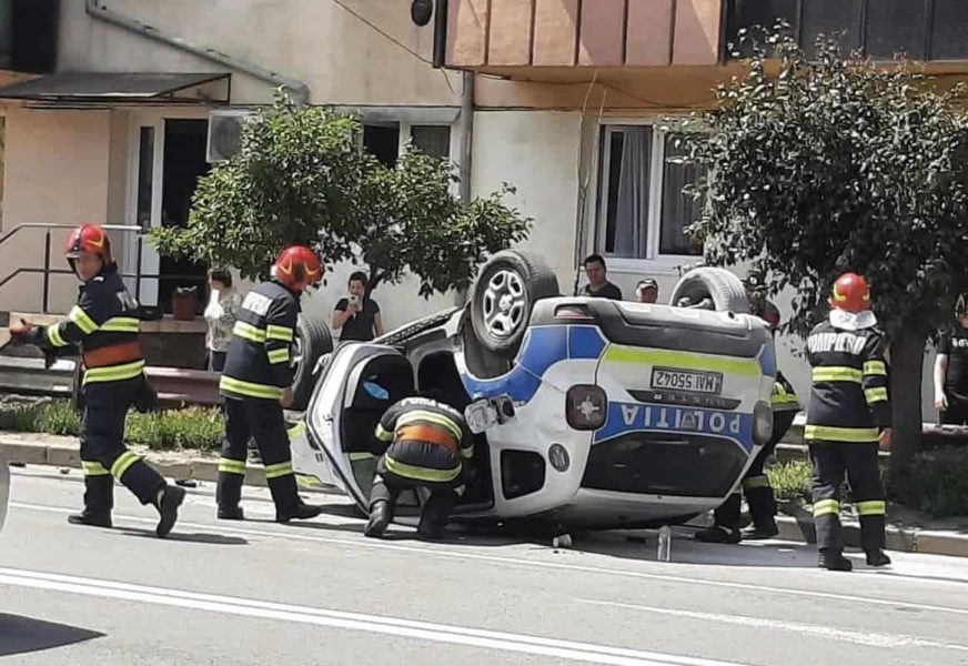 O autospecială de Poliție s-a răsturnat, la Sighișoara