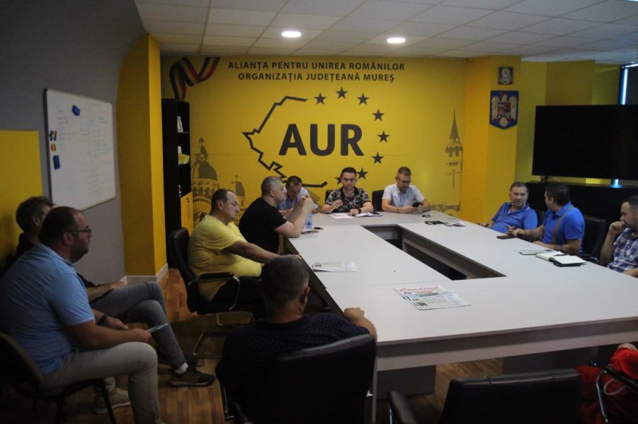 S-a pus în mișcare caravana medicală AUR