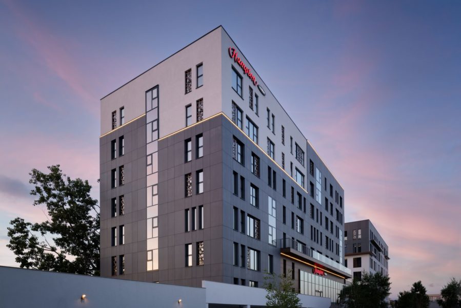 La Târgu Mureș s-a deschis astăzi un nou hotel de ultimă generație