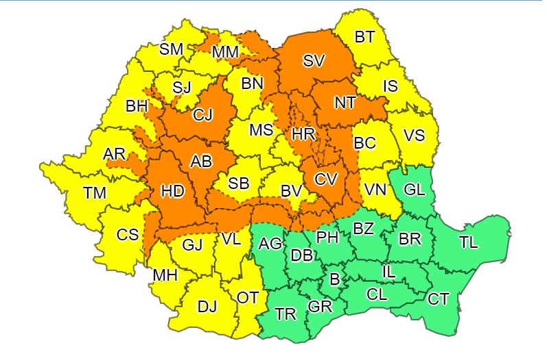 Noi coduri galbene și portocalii de instabilitate atmosferică accentuată