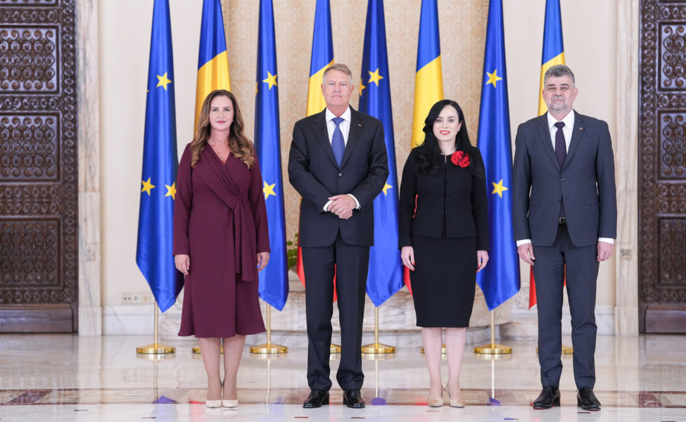 Noii miniştri ai Muncii şi ai Familiei au depus jurământul de învestitură în funcţie