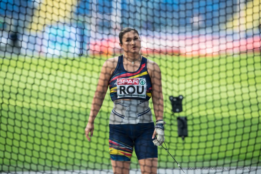 Bianca Ghelber, în finala mondială de aruncare a ciocanului