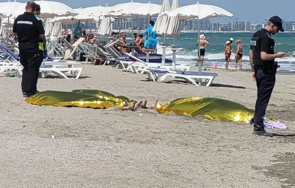 Zi neagră pe litoral: 3 persoane au murit înecate în mare, la Mamaia