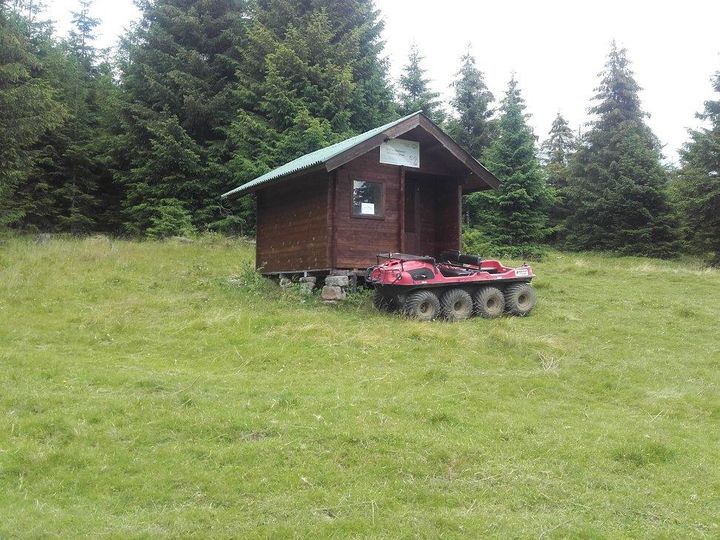 Zece refugii montane reabilitate de Salvamont Harghita; continuă şi reabilitarea traseelor