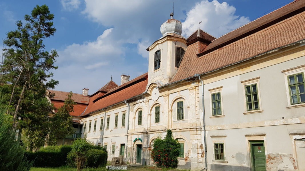 Noaptea la Castel