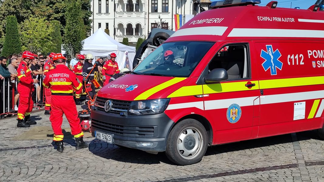 Inspectoratul General pentru Situaţii de Urgenţă a recepţionat 122 de ambulanţe noi, cu dotări moderne