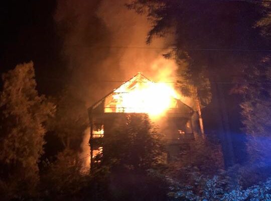 Incendiu la o pensiune din staţiunea Borsec