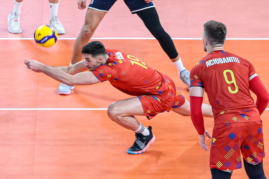 România, la un pas de optimi la Europenele de volei