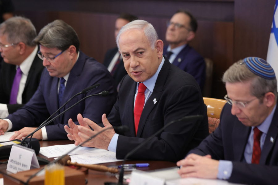 Premierul israelian cere ONU să evacueze trupele de menţinere a păcii din zonele de luptă din Liban Premierul israelian cere ONU să evacueze trupele de menţinere a păcii din zonele de luptă din Liban