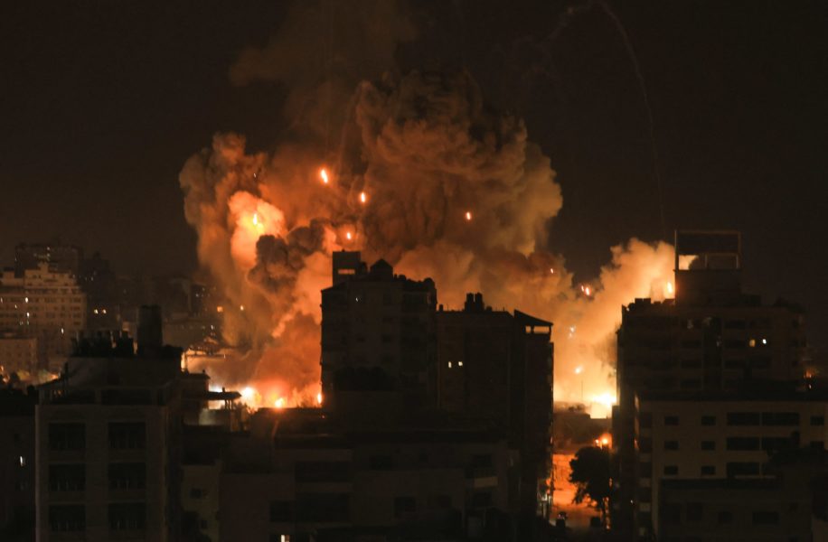 Israelul şi palestinienii se acuză reciproc pentru o explozie la un spital din Gaza
