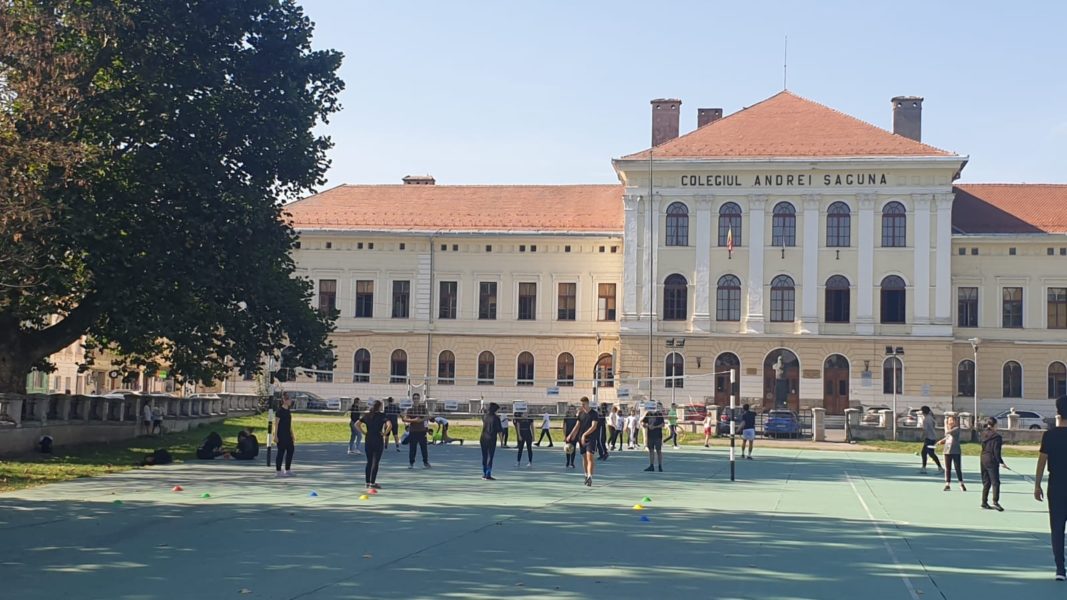 Colegiul Naţional „Andrei Şaguna” din Brașov, prima şcoală de stat din ţară care a primit acreditare Cambridge