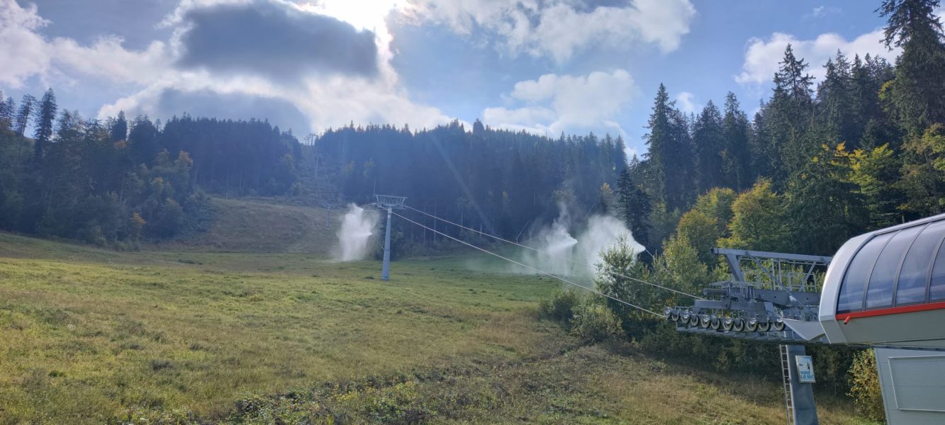 Primăria Braşov a demarat pregătirile pentru sezonul de schi din Poiană