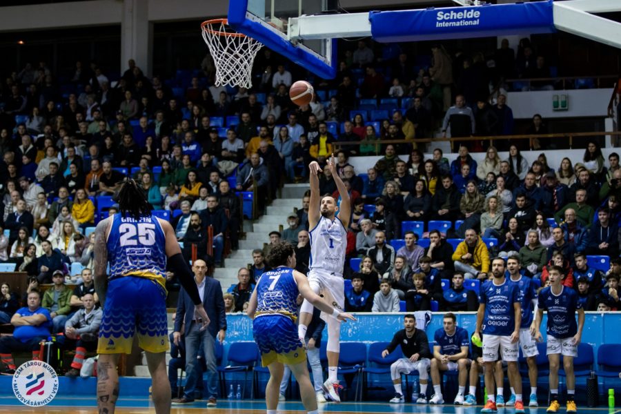 Baschetbaliștii târgumureșeni și-au luat revanșa