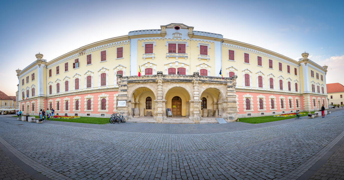 Muzeul Național al Unirii din Alba Iulia sărbătorește 135 de ani de la înființare Muzeul Național al Unirii din Alba Iulia sărbătorește 135 de ani de la înființare