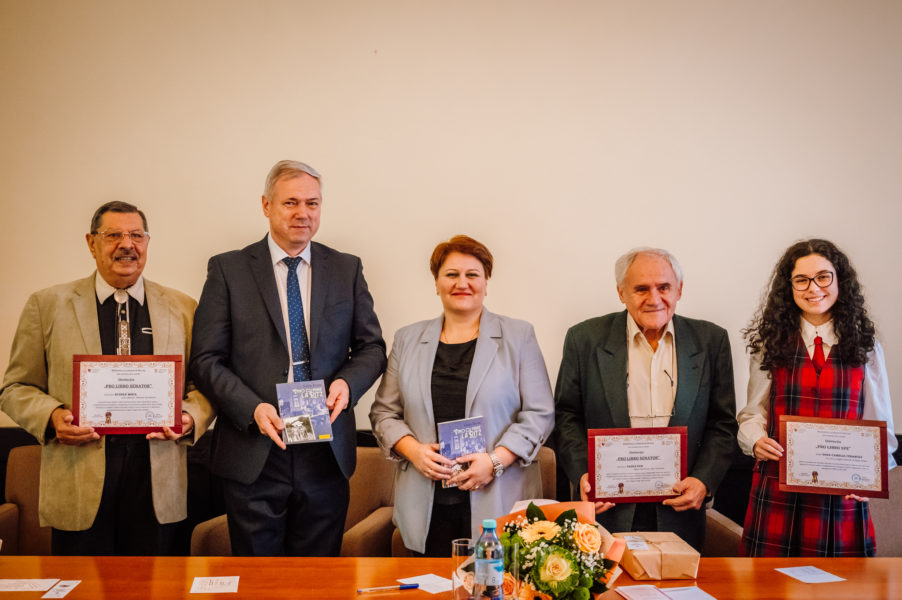 Trei mureșeni distinși de Biblioteca județeană cu titlul „Pro Libro Senator”