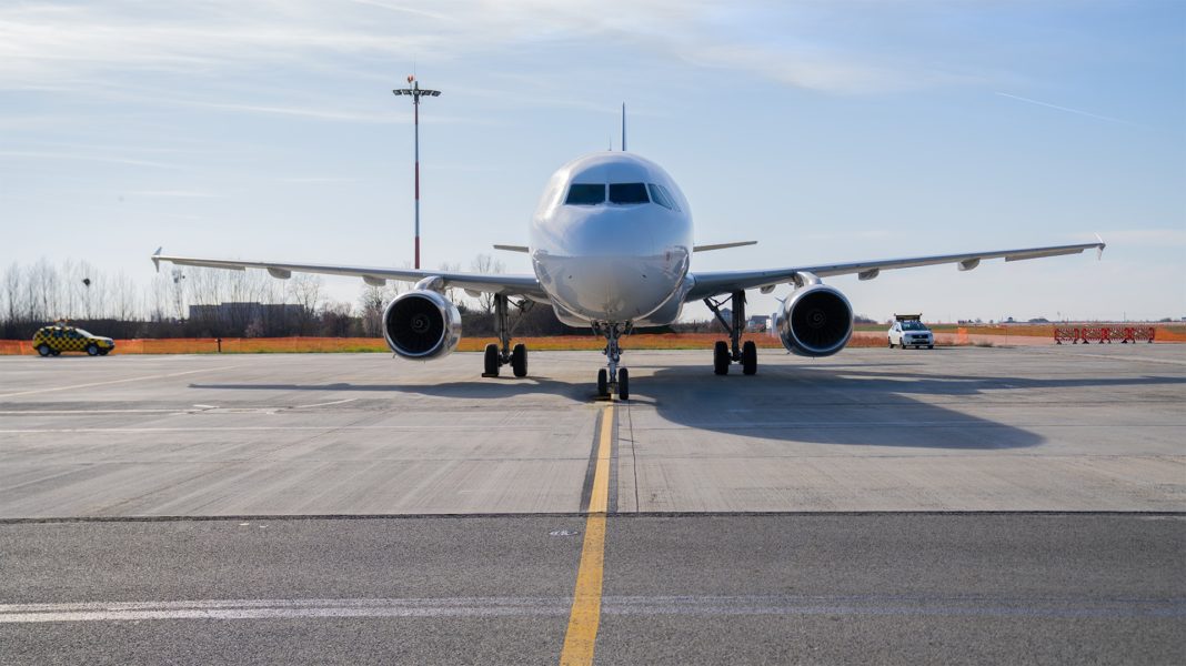 Dan Air a operat ultima cursă de pe Aeroportul Internaţional Braşov-Ghimbav
