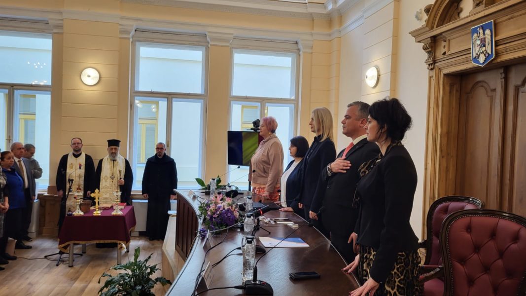 Şantiere la 13 instanţe de judecată din ţară, printre care şi Tribunalul Mureş