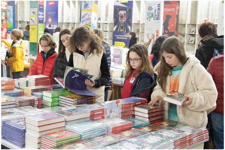 Penultima zi a Târgului de carte „Gaudeamus Radio România”