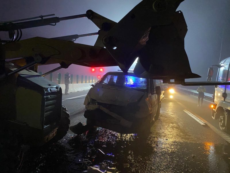 Accident cu 7 victime pe tronsonul nedeschis al autostrăzii A3 Câmpia Turzii-Chețani