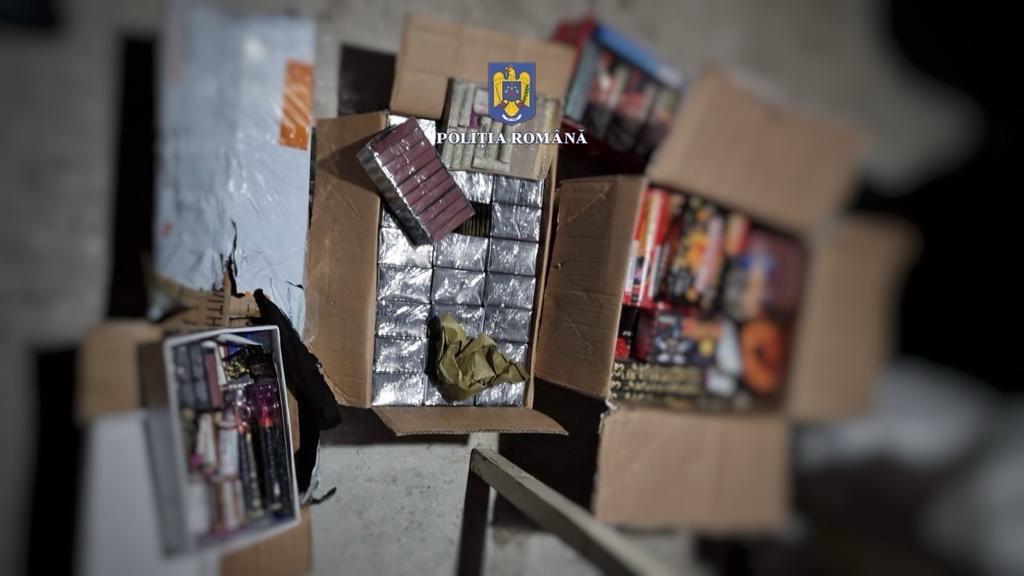Materiale pirotehnice de aproape 37.000 de lei, confiscate în Mureș Materiale pirotehnice de aproape 37.000 de lei, confiscate în Mureș