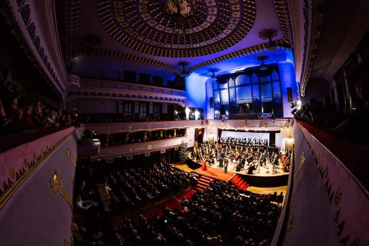 Aproape 10 milioane lei pentru Filarmonică și Teatrul Ariel din Târgu Mureș