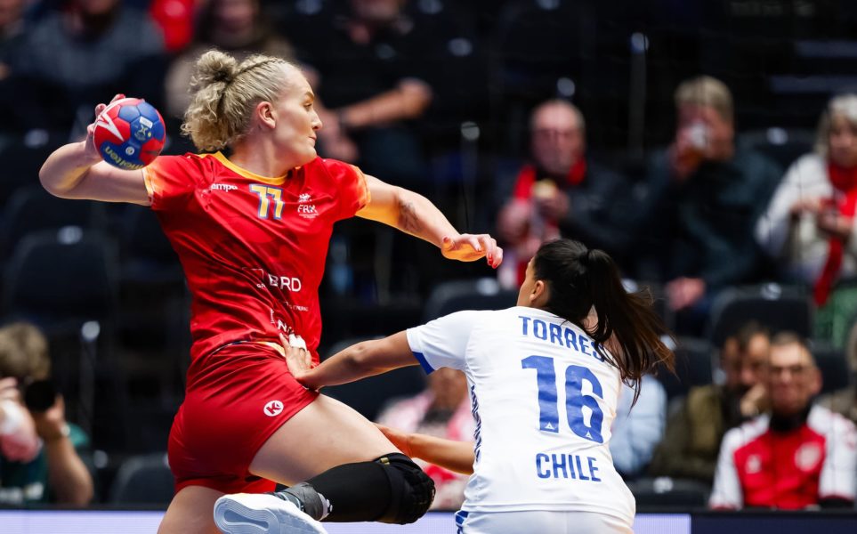 Handbalistele tricolore, debut în forță la Mondiale