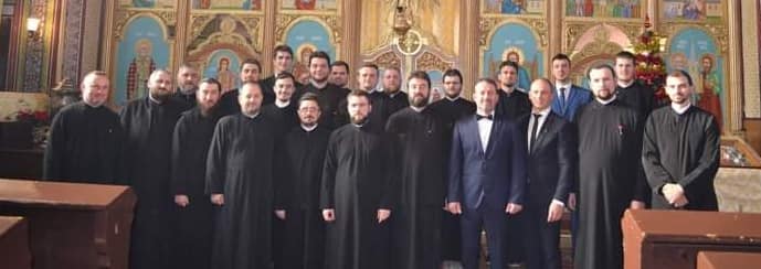 Radio Tg.Mureș vă invită la un Concert de Colinde și Lirică Religioasă, marți, 5 decembrie, la ,,JURNAL IDENTITAR”