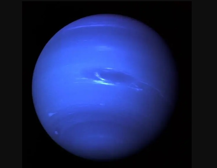 Neptun și Uranus au fost văzute pentru prima dată în culori adevărate