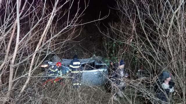 Sibiu: Şase persoane rănite într-un accident rutier pe DN1, la Hula Bradului