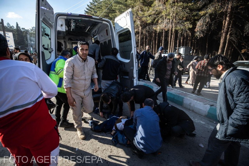 Peste 100 de morţi în ‘atacuri teroriste’ în Iran