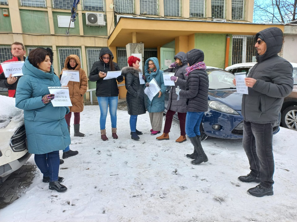 Proteste la Agenţiile pentru IMM-uri
