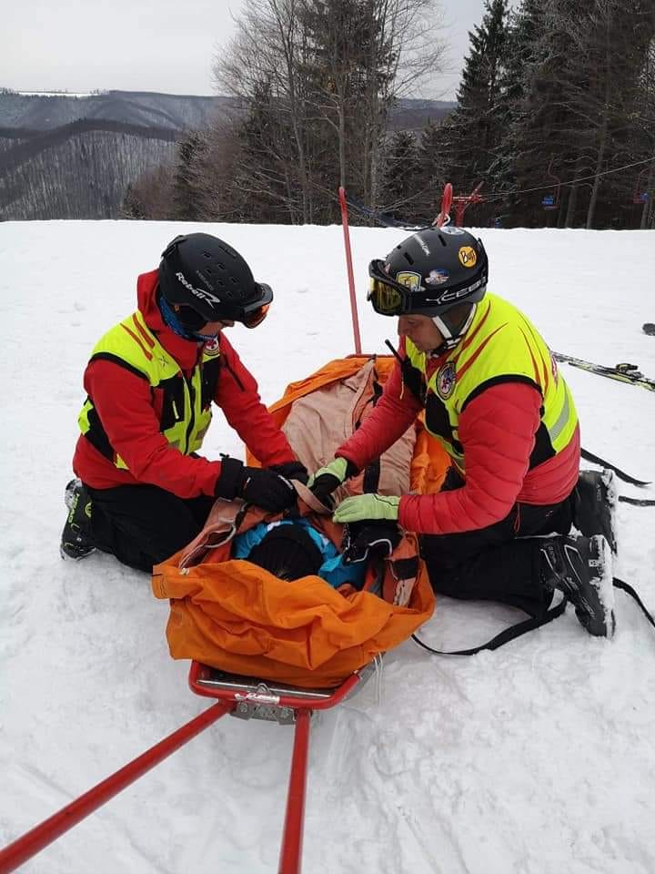 35 de persoane, salvate de pe munte în ultimele 24 de ore