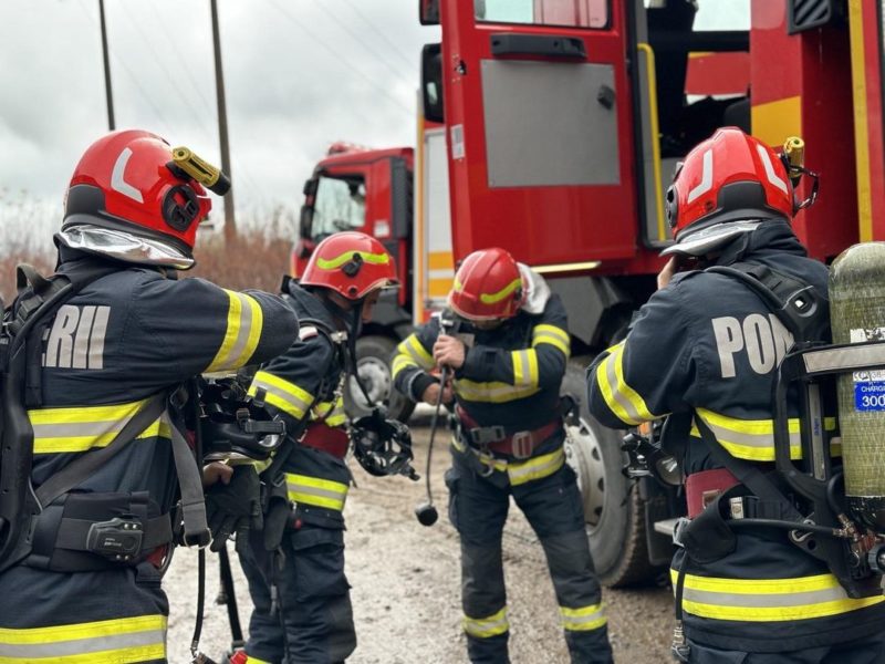 Pompierii mureșeni au dat amenzi de peste 100.000 de lei în minivacanța de Revelion Pompierii mureșeni au dat amenzi de peste 100.000 de lei în minivacanța de Revelion